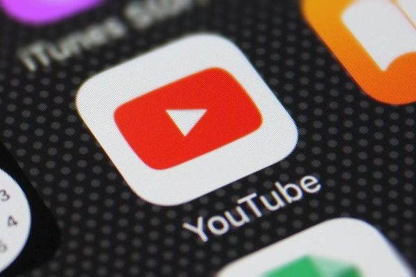 YouTube Tests New Feature to Enhance Home Feed Customization