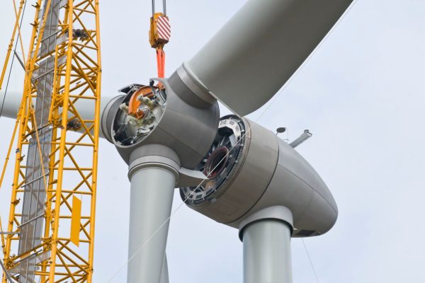 Offshore Wind Developers Challenge Federal Halt on $25 Billion Projects
