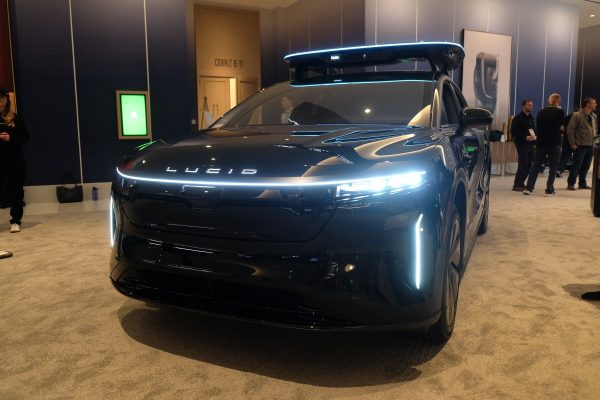 Uber Unveils Spacious Robotaxi Developed with Lucid and Nuro at CES 2026