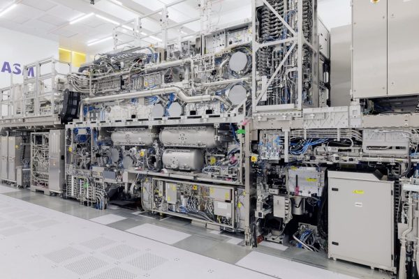 ASML to Broaden Its Horizons Beyond Chip Lithography into Advanced Packaging