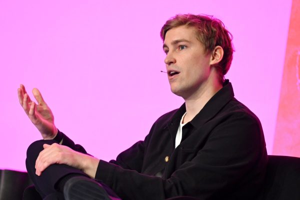 ElevenLabs Secures Major New Investors and Hits $500M Annual Recurring Revenue Amid Voice AI Expansion